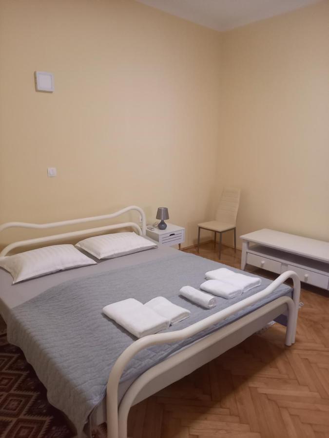 Oskar Amphitheater Apartments And Rooms With Free Parking PUY Quarto foto
